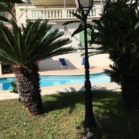 Villa Paradiso, Logement Avec Piscine, Nice Nord Екстериор снимка